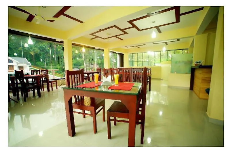 Peter'S Coffee Creek Nature Resort Meppādi